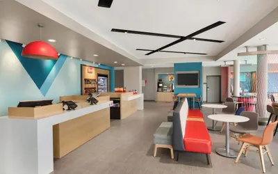 Avid Hotels Byron Warner Robins by IHG