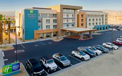 Holiday Inn Express & Suites Palm Desert -  Millennium