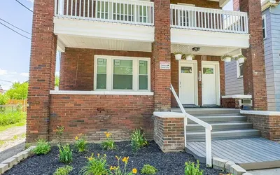 The Horseshoe Falls Villa- 6BR Free Parking, Minutes From Falls & Casino