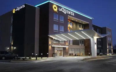 La Quinta Inn & Suites by Wyndham Bardstown