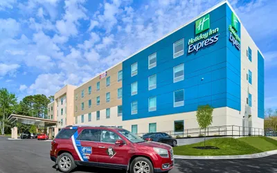 Holiday Inn Express Huntsville Space Center, an IHG Hotel