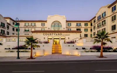 Courtyard by Marriott Santa Cruz