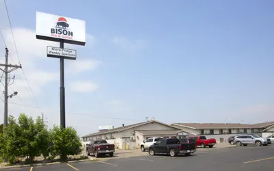 Bison Inn and Suites