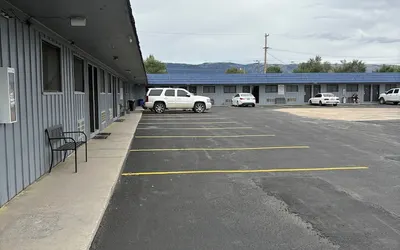 Sage & Sand Motel