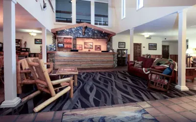 Yellowstone Park Inn & Suites