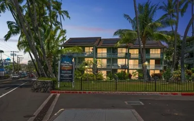 Outstanding Oceanfront Studio - Kona Islander Inn Condos Condo by RedAwning