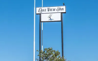 Lake View Inn