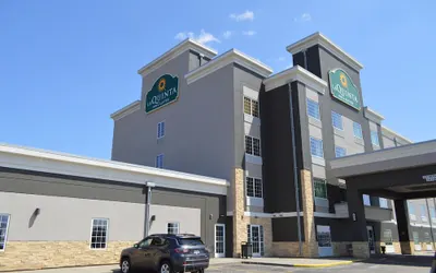 La Quinta Inn & Suites by Wyndham Rochester Mayo Clinic S