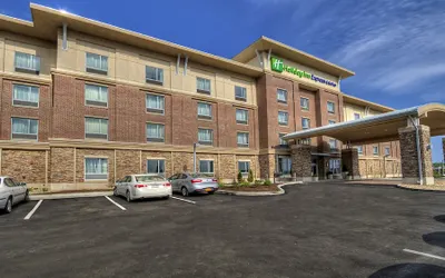 Holiday Inn Express & Suites Pittsburgh SW - Southpointe, an IHG Hotel