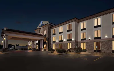 Best Western St. Louis Airport North Hotel & Suites