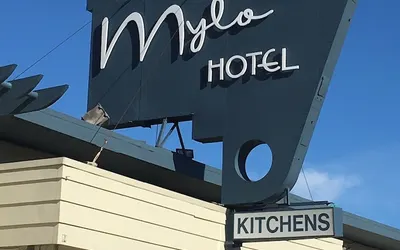 Mylo Hotel