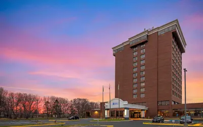 Best Western Brooklyn Center Hotel & Conference Center