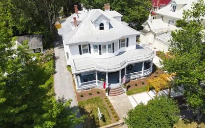 The Edenton Collection-Captain's Quarters Inn