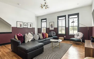 Linda by Avantstay Lovely 4BR Condo in Heart of Nashville