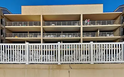 Laguna Reef Condos by VTrips
