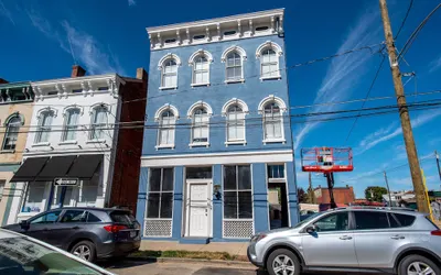 Heart of Mainstrasse Apt 1