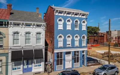 Heart of Mainstrasse Apt 2