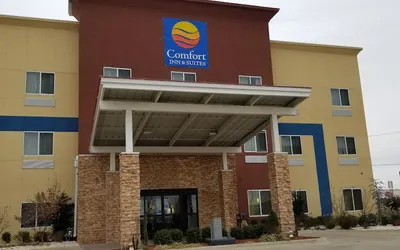 Comfort Inn & Suites Tulsa I-44 West - Rt 66