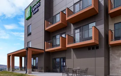 Holiday Inn Express & Suites Pocatello, an IHG Hotel