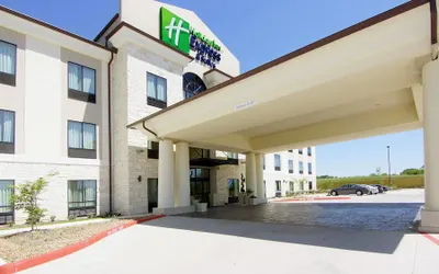 Holiday Inn Express & Suites Cuero, an IHG Hotel