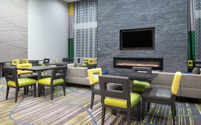 Holiday Inn Express & Suites Norman, an IHG Hotel