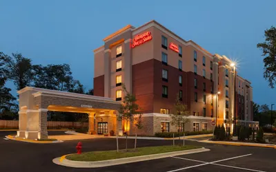 Hampton Inn & Suites Camp Springs/Andrews AFB