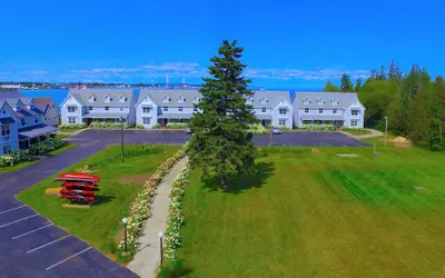 Clearwater Lakeshore Motel
