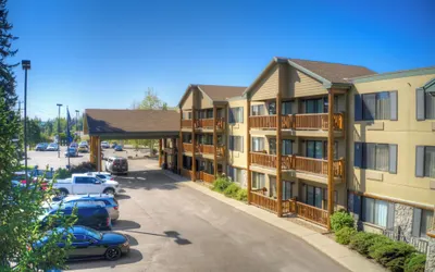 The Pine Lodge on Whitefish River, Ascend Hotel Collection