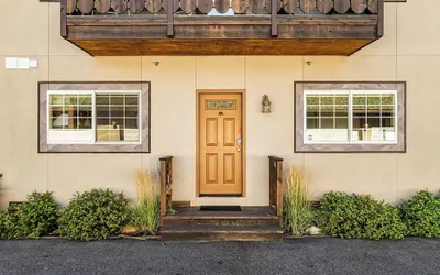 Bavarian Mountain Suite 2 Bedroom Condo by NW Comfy Cabins by RedAwning