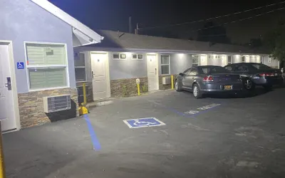 La Perla Motel