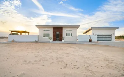 Sun Oro Joshua Tree - Hot Tub, Bbq, Fire Pit & Gameroom 2 Bedroom Home by RedAwning