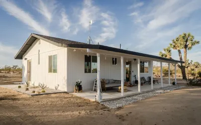 Mojave Mesa - Desert Views & Desert Style 1 Bedroom Home by RedAwning