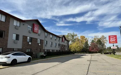 Red Roof Plus+ Belleville