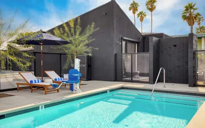 Blackhaus B : 4 Bedroom Suite by Avantstay 4-rooms