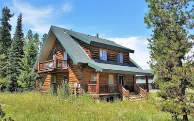 The Hideaway Hostel near Yellowstone