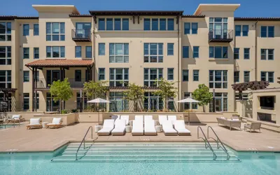 Mint House Menlo Park by Kasa