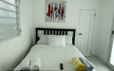 Gorgeous 1-Bedroom Beachside Suite