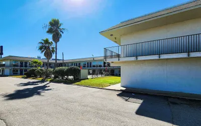 Studio 6 Galveston, TX