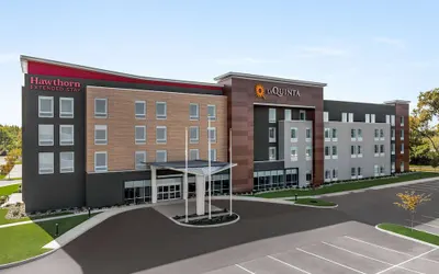 La Quinta Inn & Suites By Wyndham Mount Laurel / Moorestown