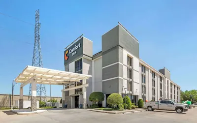 Comfort Inn Dallas North Love Field Airport