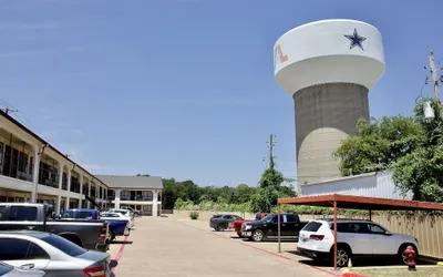 Executive Inn of Arlington, Near AT&T Stadium