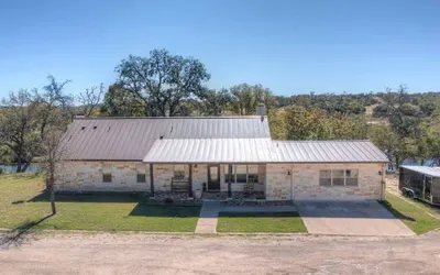 Ranch Retreat Combo With Stunning Creek View-fire Pit