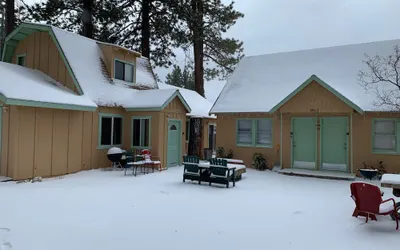 Fawnskin Lakeside Cabin