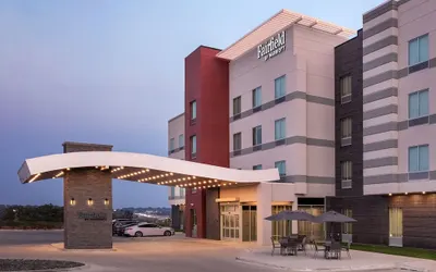 Fairfield by Marriott Inn & Suites Omaha at MH Landing