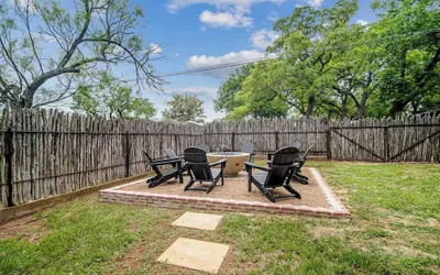 Blissful Haven With Hot Tub & Fire Pit