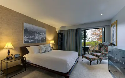 The Shores Lake View Condo Unit 5658