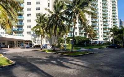 Luxury Miami Beach Condos