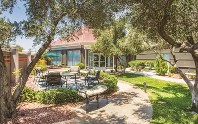 La Quinta Inn & Suites by Wyndham Las Vegas Summerlin Tech