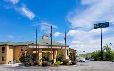 Quality Inn Clinton - Knoxville North