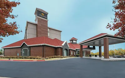 La Quinta Inn & Suites by Wyndham Oklahoma City - NW Expwy